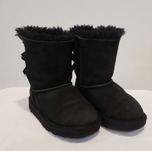 Ugg Bailey Bow II Toddler size 9